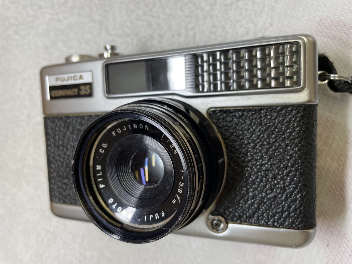 FUJICA COMPACT 35