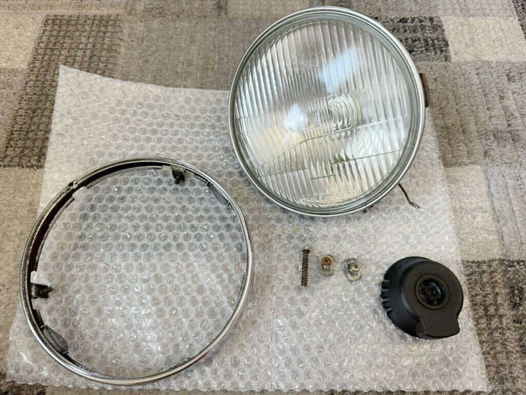 Yahoo!オークション - 美品 国内物 cbx400f 純正ヘッドライト Yahoo!オークション - 美品 国内物 cbx400f 純正ヘッドライト