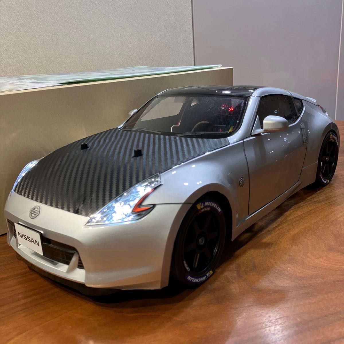 電飾付 SP 1428 ENDLESS Z34 フェアレディZ スペアボディセット 電飾付 SP 1428 ENDLESS Z34 フェアレディZ スペアボディセット