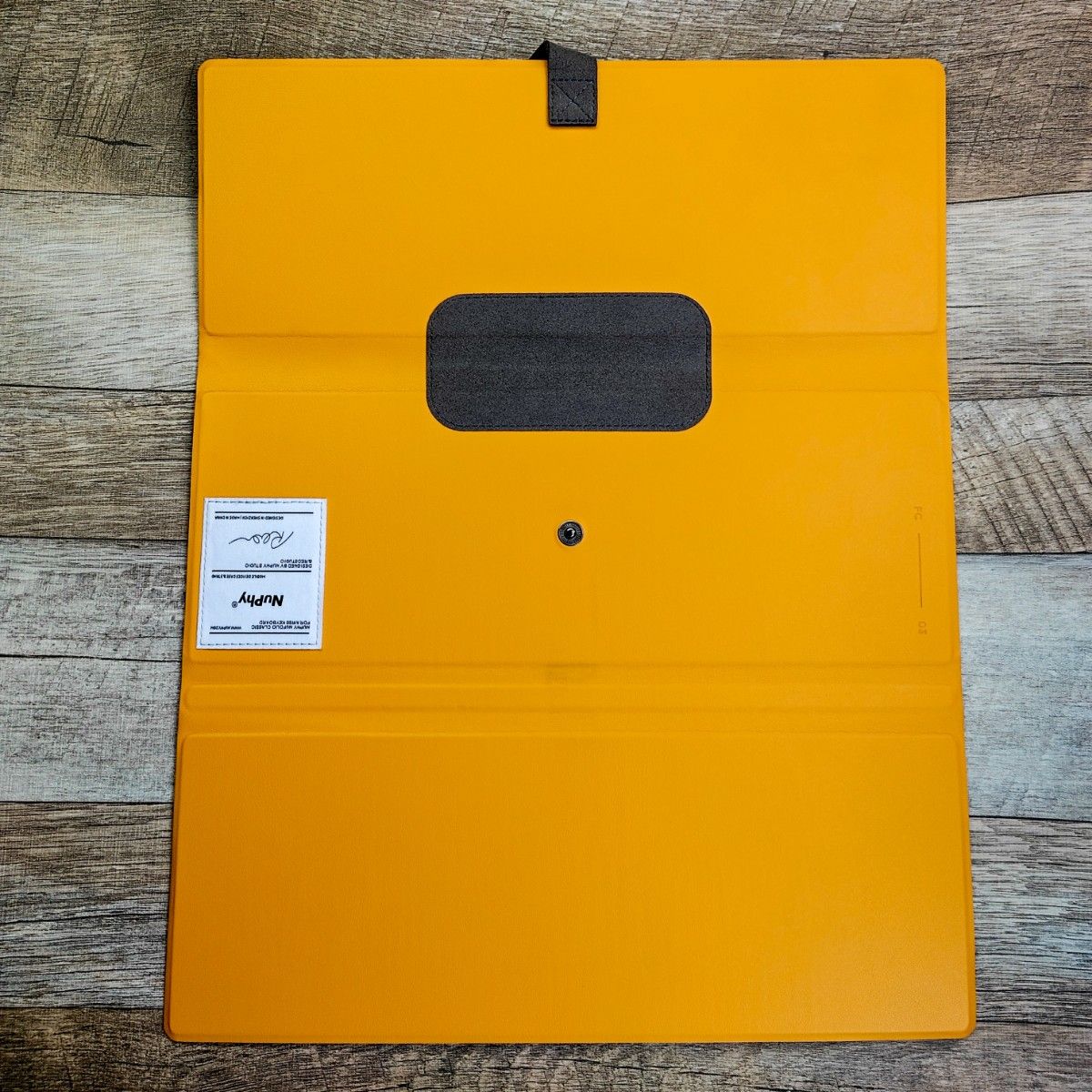 Nuphy Air 60 メカニカルキーボード 茶軸 + 純正ケース NUFOLIO Nuphy Air 60 メカニカルキーボード 茶軸 + 純正ケース NUFOLIO