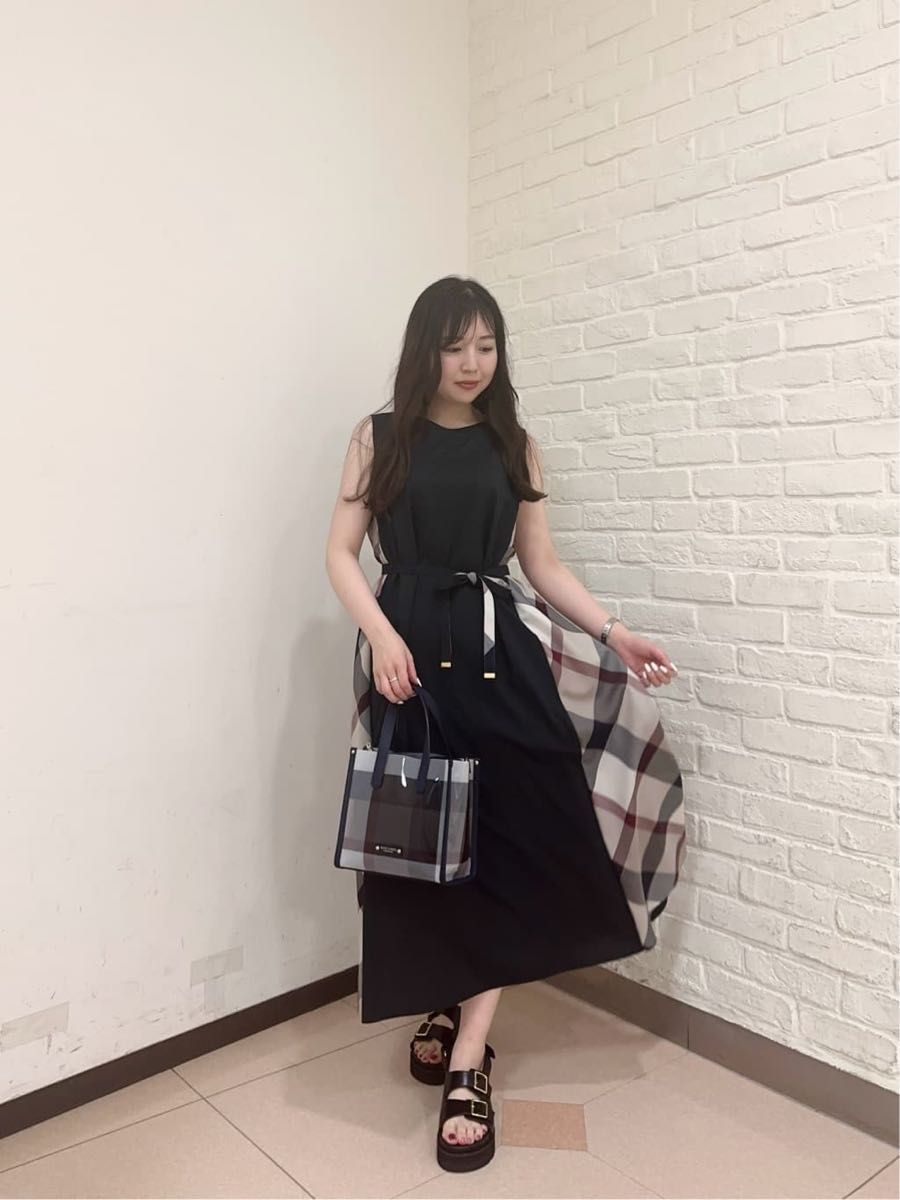 ブルーレーベルクレストブリッジ サイドチェックワンピース ブルーレーベルクレストブリッジ サイドチェックワンピース