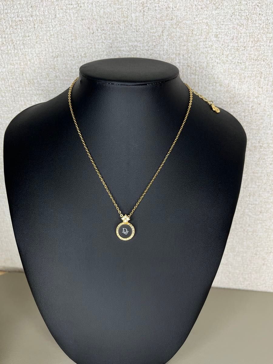 美品 Christian Dior クリスチャンディオール ネックレス 美品 Christian Dior クリスチャンディオール ネックレス