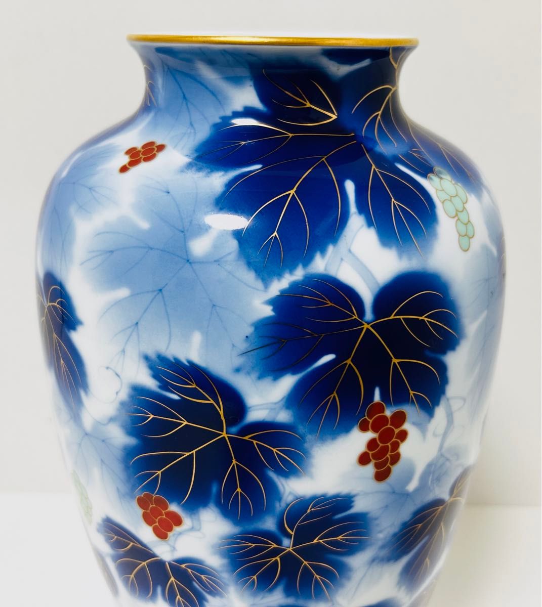 深川製磁 花瓶 金彩 瑠璃 葡萄 大型 飾り壺 14号 38cm|Yahoo 深川製磁 花瓶 金彩 瑠璃 葡萄 大型 飾り壺 14号 38cm|Yahoo