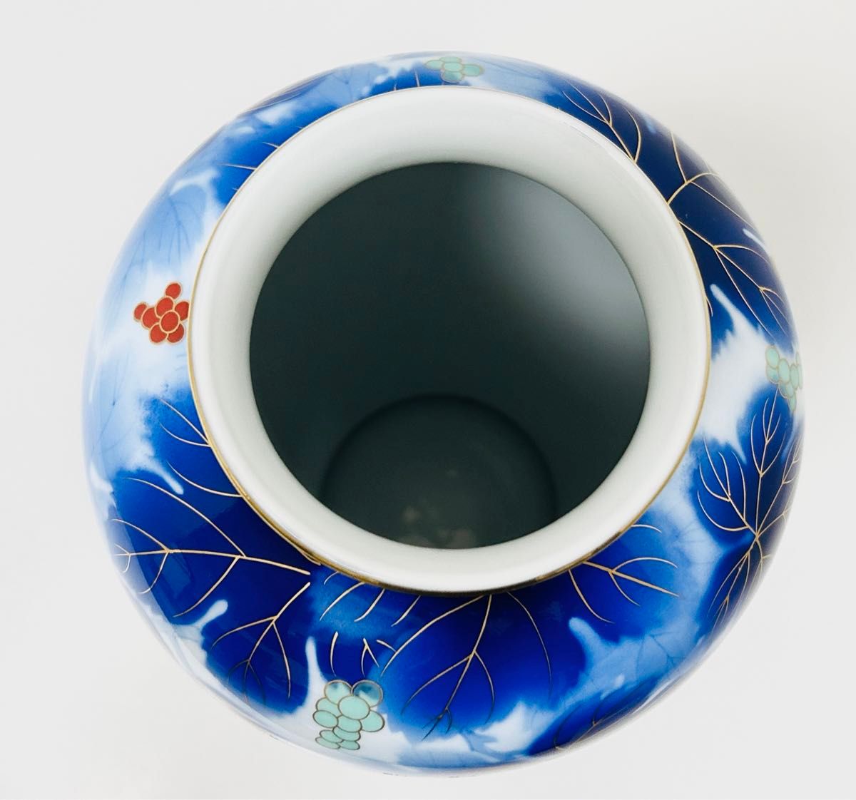 深川製磁 花瓶 金彩 瑠璃 葡萄 大型 飾り壺 14号 38cm|Yahoo 深川製磁 花瓶 金彩 瑠璃 葡萄 大型 飾り壺 14号 38cm|Yahoo