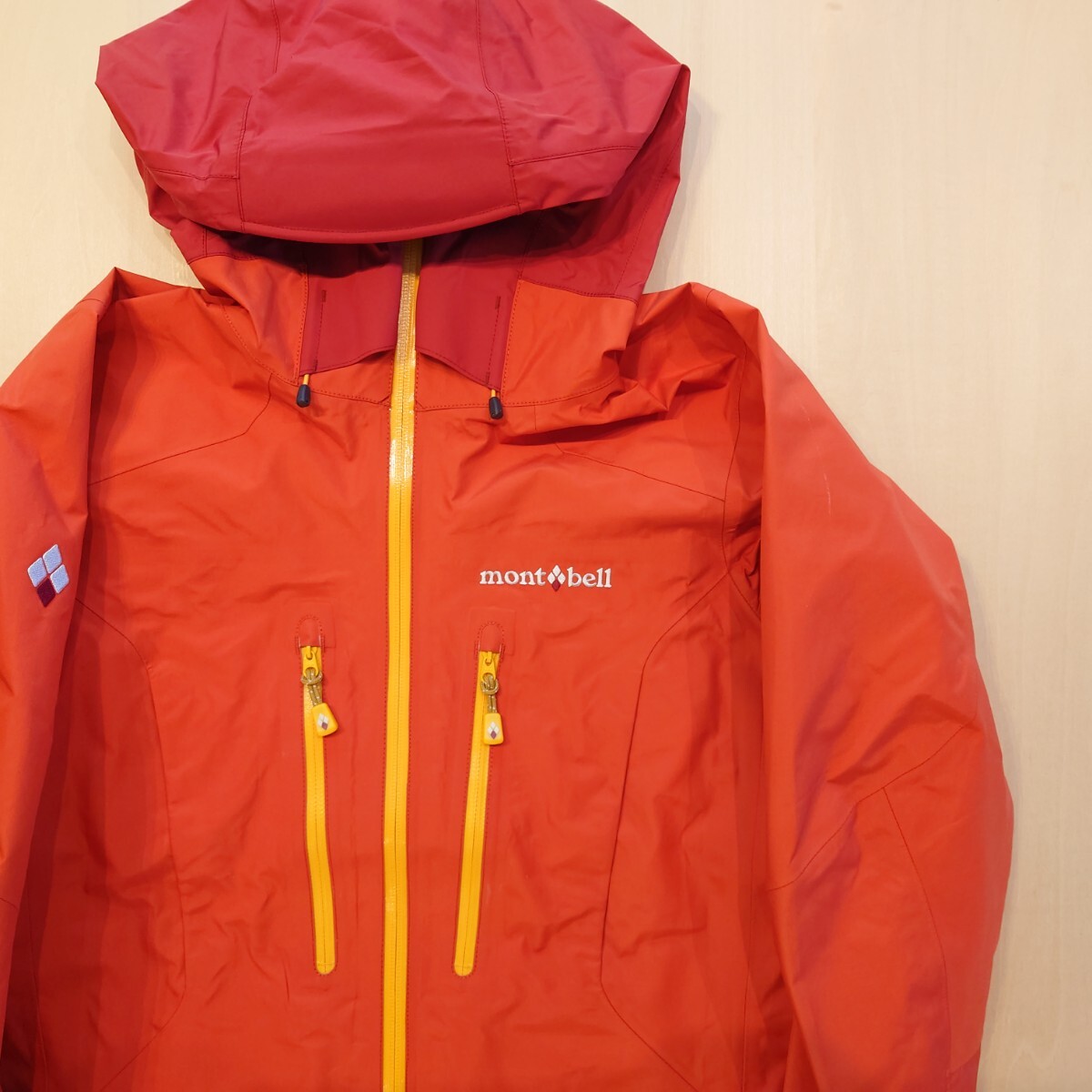 mont-bell ハードシェル ジャケット ストリームパーカ GORE-TEX mont-bell ハードシェル ジャケット ストリームパーカ GORE-TEX