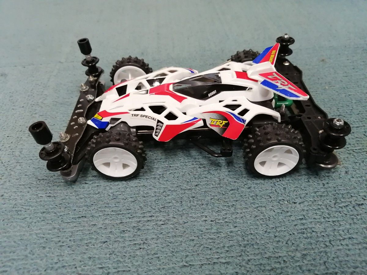 ミニ四駆 マックスブレイカー TRF 完成品 スーパーXシャーシ ミニ四駆 マックスブレイカー TRF 完成品 スーパーXシャーシ