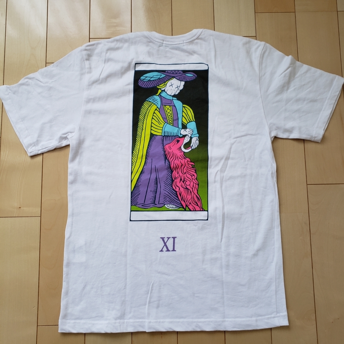 Mサイズ original fake Tシャツ kaws オリジナル フェイク カウズ tee 白 ホワイト white メディコムトイ kaws holiday JAPAN T-shirt_画像1