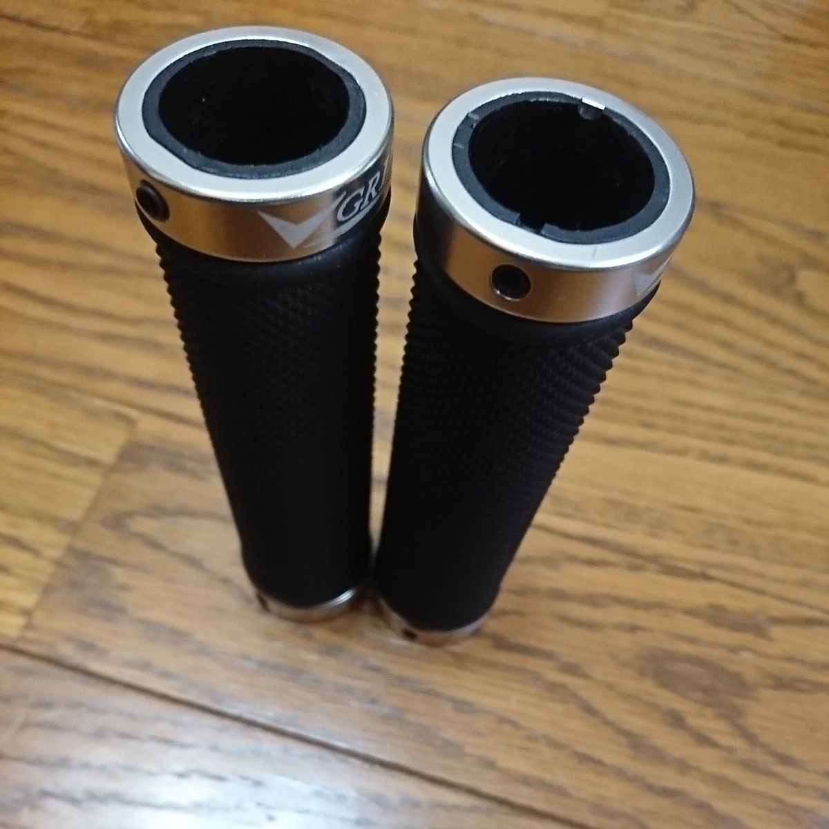 自転車 クロスバイク MTB ハンドル グリップ V-GRIP_画像5