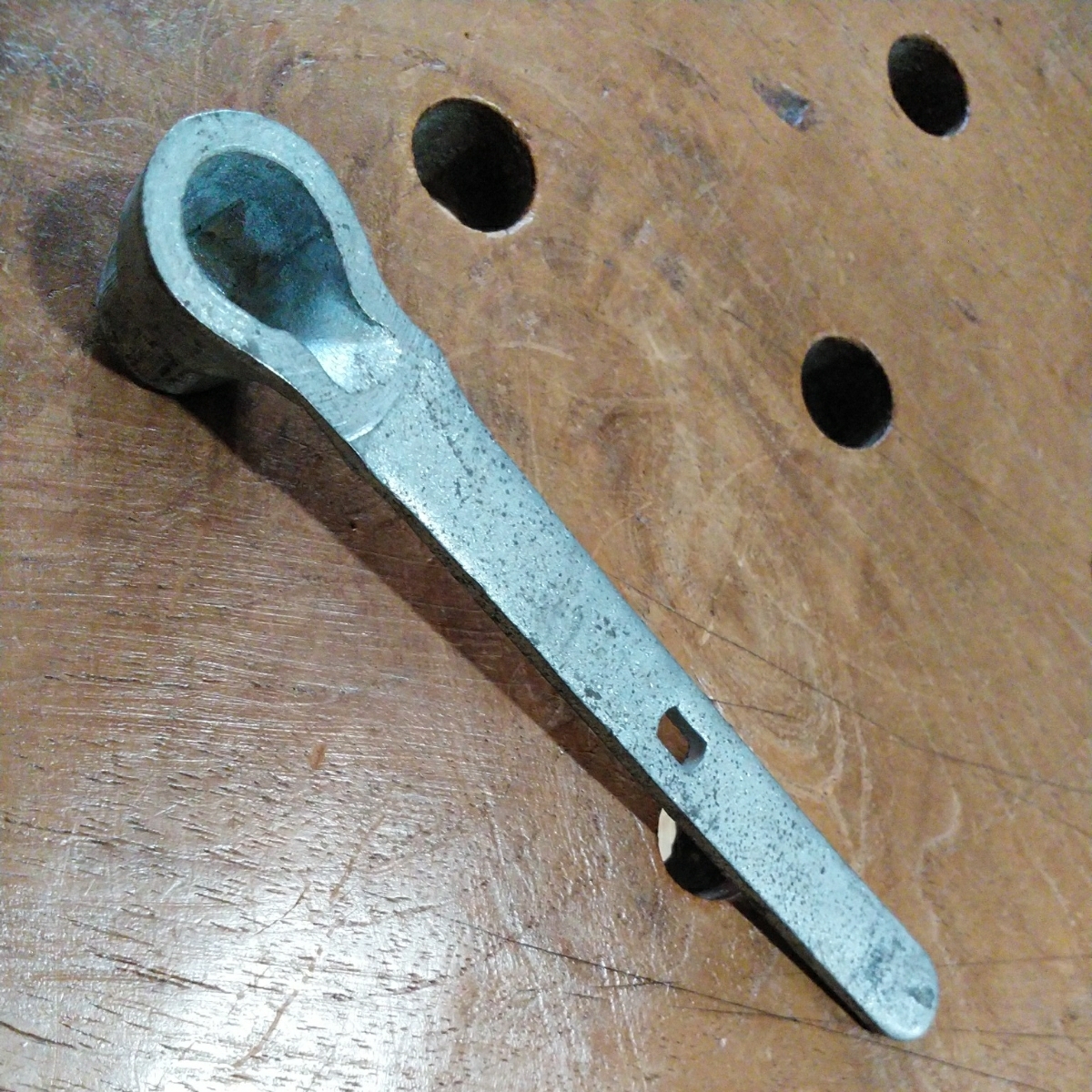  perhaps Honda loaded tool maintenance for tool special wrench special wrench size 9.6mm. total length 108.1mm. Cub cab HONDA S600 S800 T360