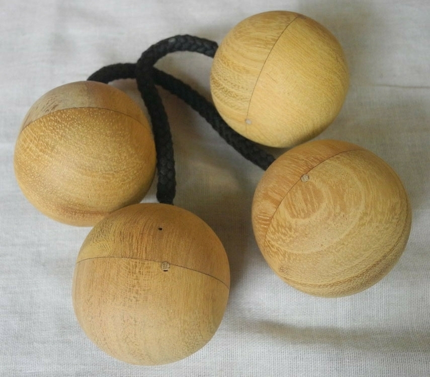  Jack fruit (palamitsu). wooden a Sara to Pachi ka two pcs set natural tree good sound shaker postage included 