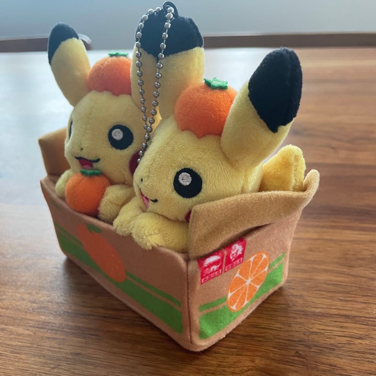 愛媛限定 ピカチュウぬいぐるみ ポケモンセンター ピカチュウ ぬいぐるみ 愛媛限定 みかん箱