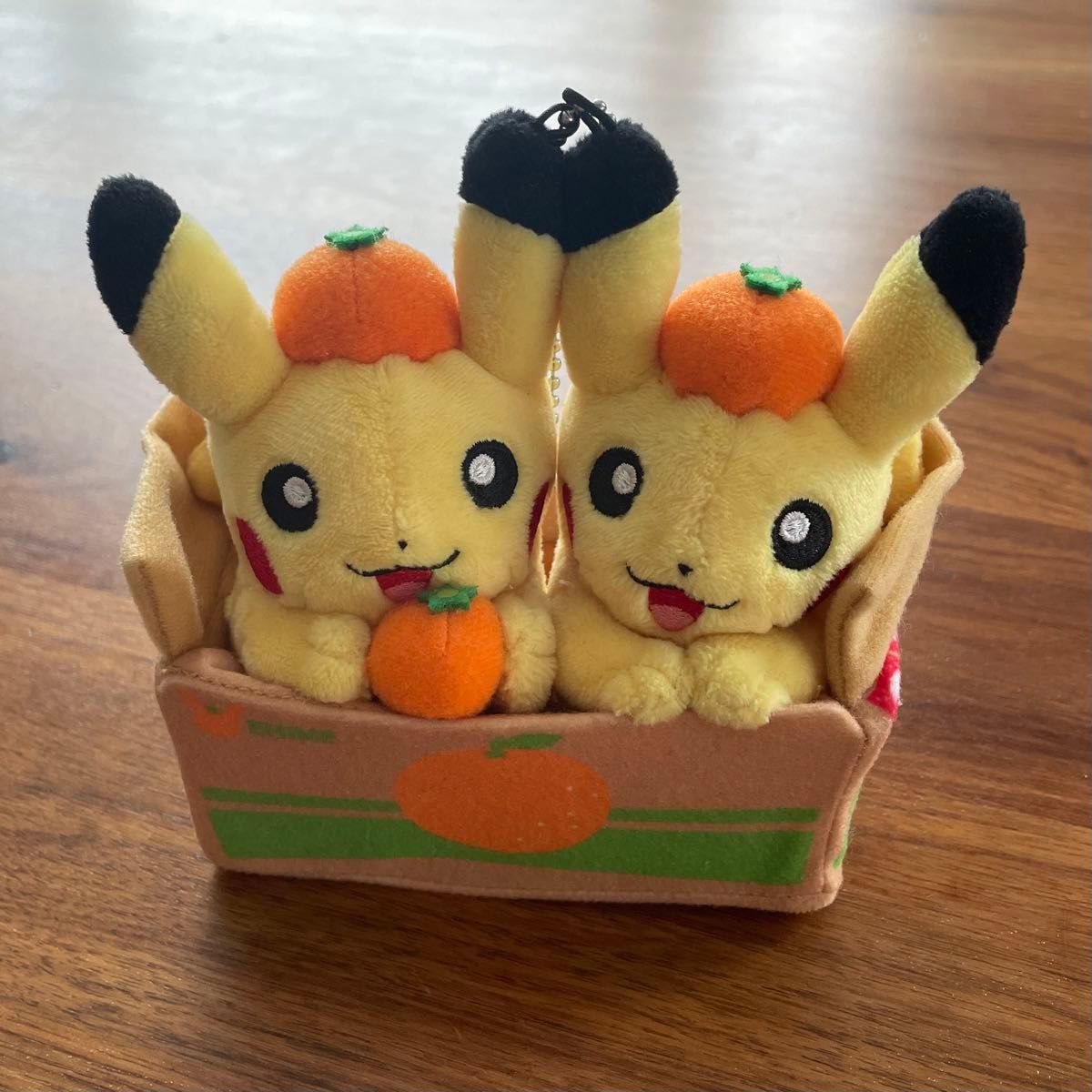 ポケモンストア 愛媛限定 みかん ピカチュウ ぬいぐるみ ポケモンセンター ピカチュウ ぬいぐるみ 愛媛限定 みかん箱