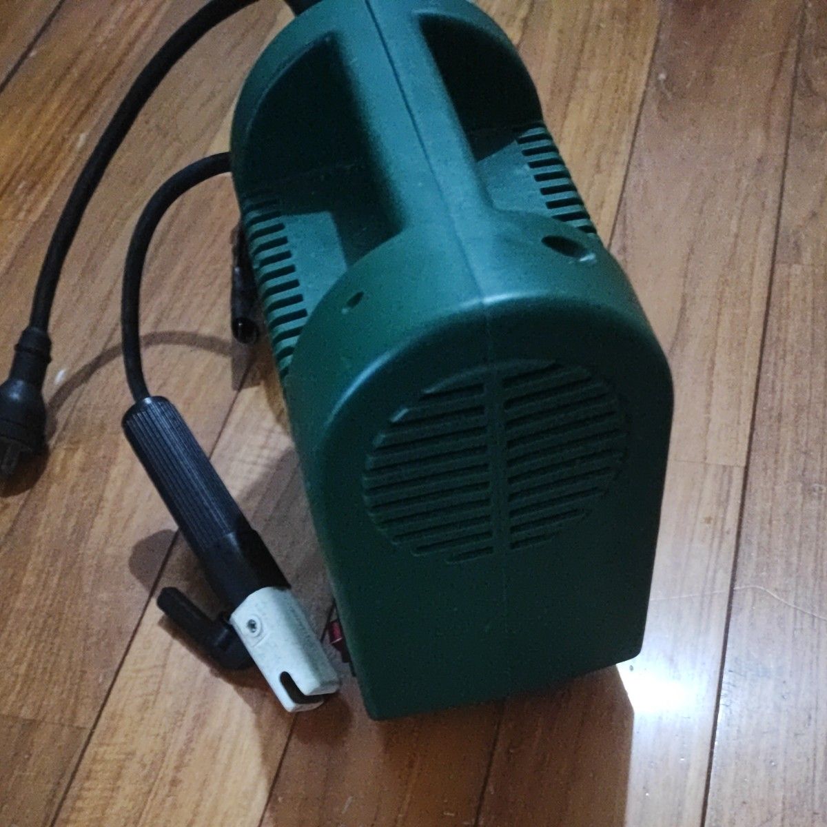 安心国内メーカー家庭用溶接機100V ホームアークナビプラス(60hz 安心国内メーカー家庭用溶接機100V ホームアークナビプラス(60hz