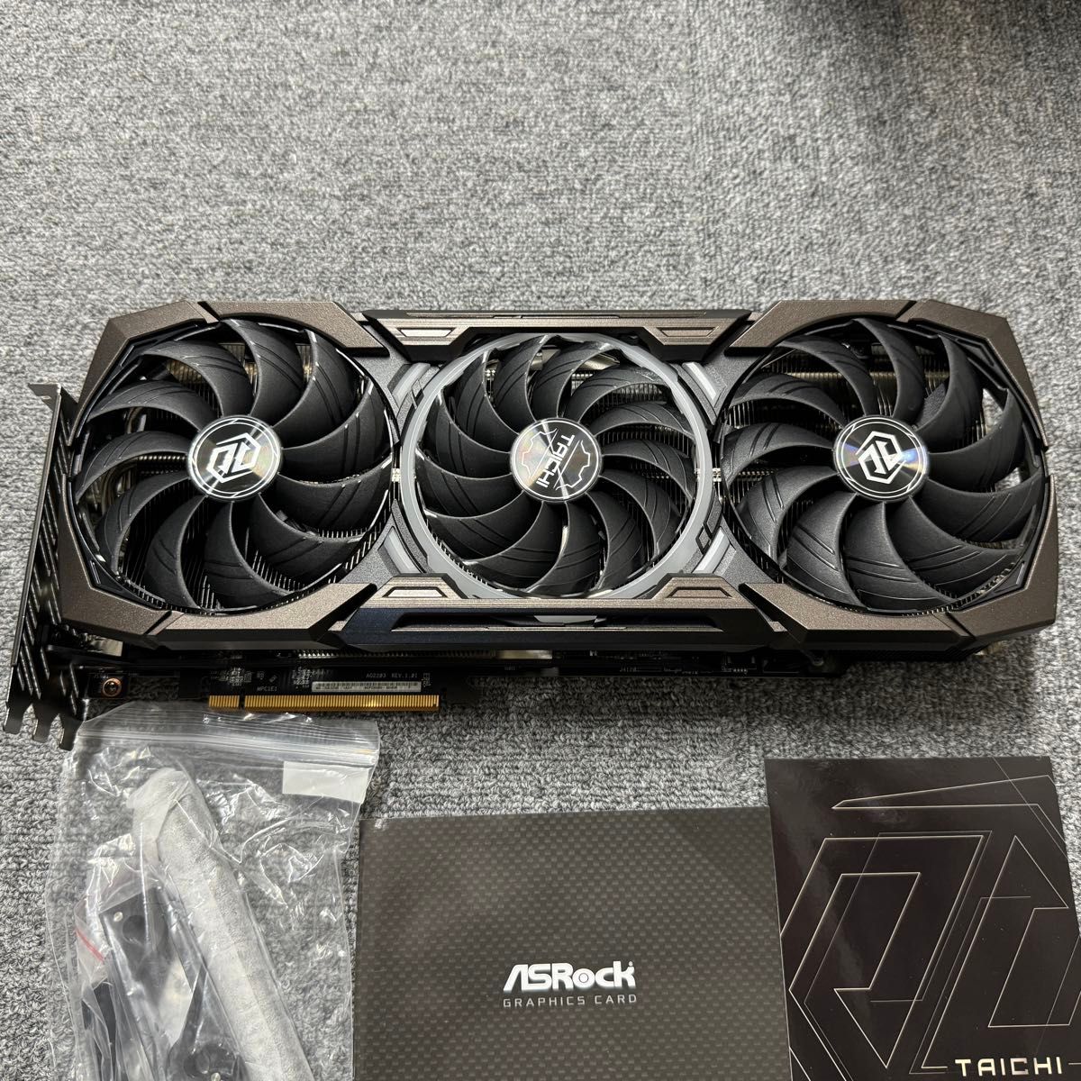 極美品】AMD Radeon RX 7900 XTX Taichi 24GB OC|Yahoo!フリマ 極美品】AMD Radeon RX 7900 XTX Taichi 24GB OC|Yahoo!フリマ