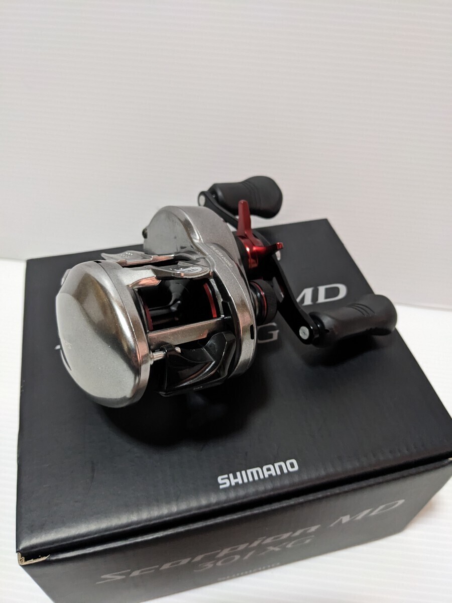 21 スコーピオンMD 301XG 新品未使用 シマノ ベイトリール 左 21 スコーピオンMD 301XG 新品未使用 シマノ ベイトリール 左