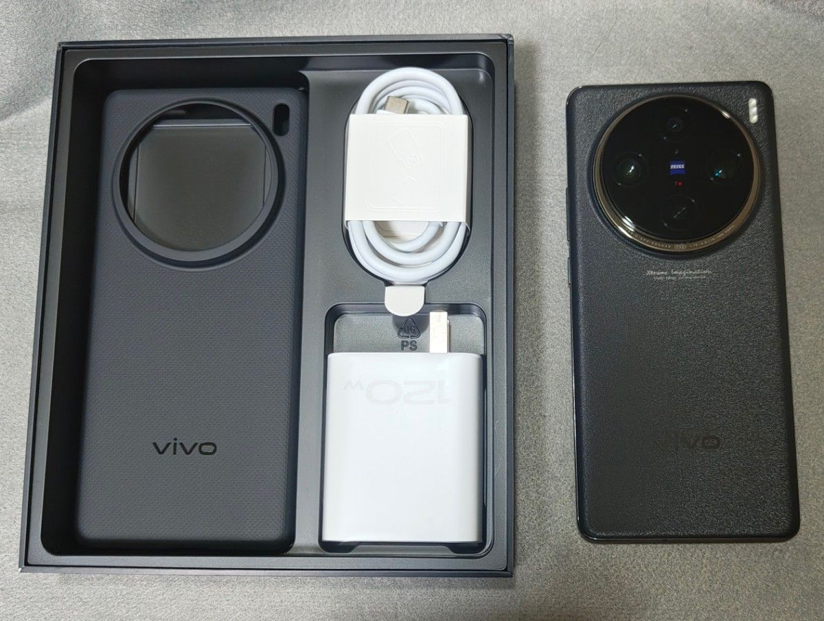 お買い得!】 vivo 大陸版simフリー 白 極美品 12GB/256GB pro お買い得!】 vivo 大陸版simフリー 白 極美品 12GB/256GB pro