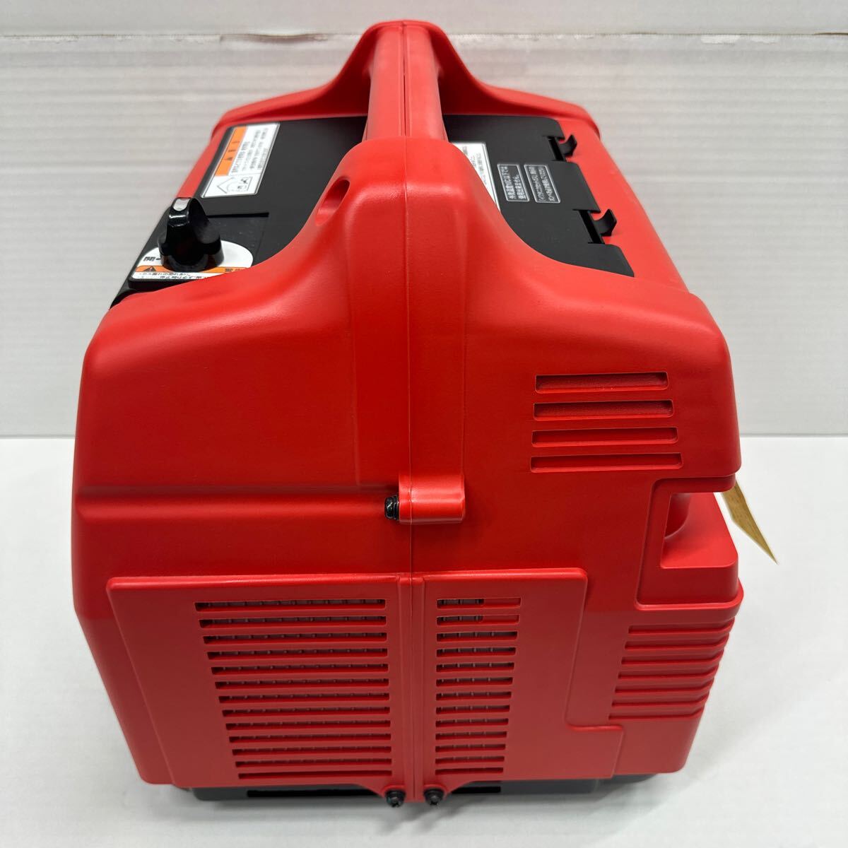 未使用 三菱 MITUBISHI ポータブルガス発電機 MGC900GB カセット 未使用 三菱 MITUBISHI ポータブルガス発電機 MGC900GB カセット
