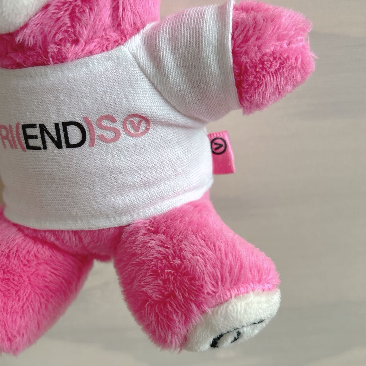 BTS テテ V ピンク ベア くま ぬいぐるみ Tシャツ 服 V FRI(END BTS テテ V ピンク ベア くま ぬいぐるみ Tシャツ 服 V FRI(END