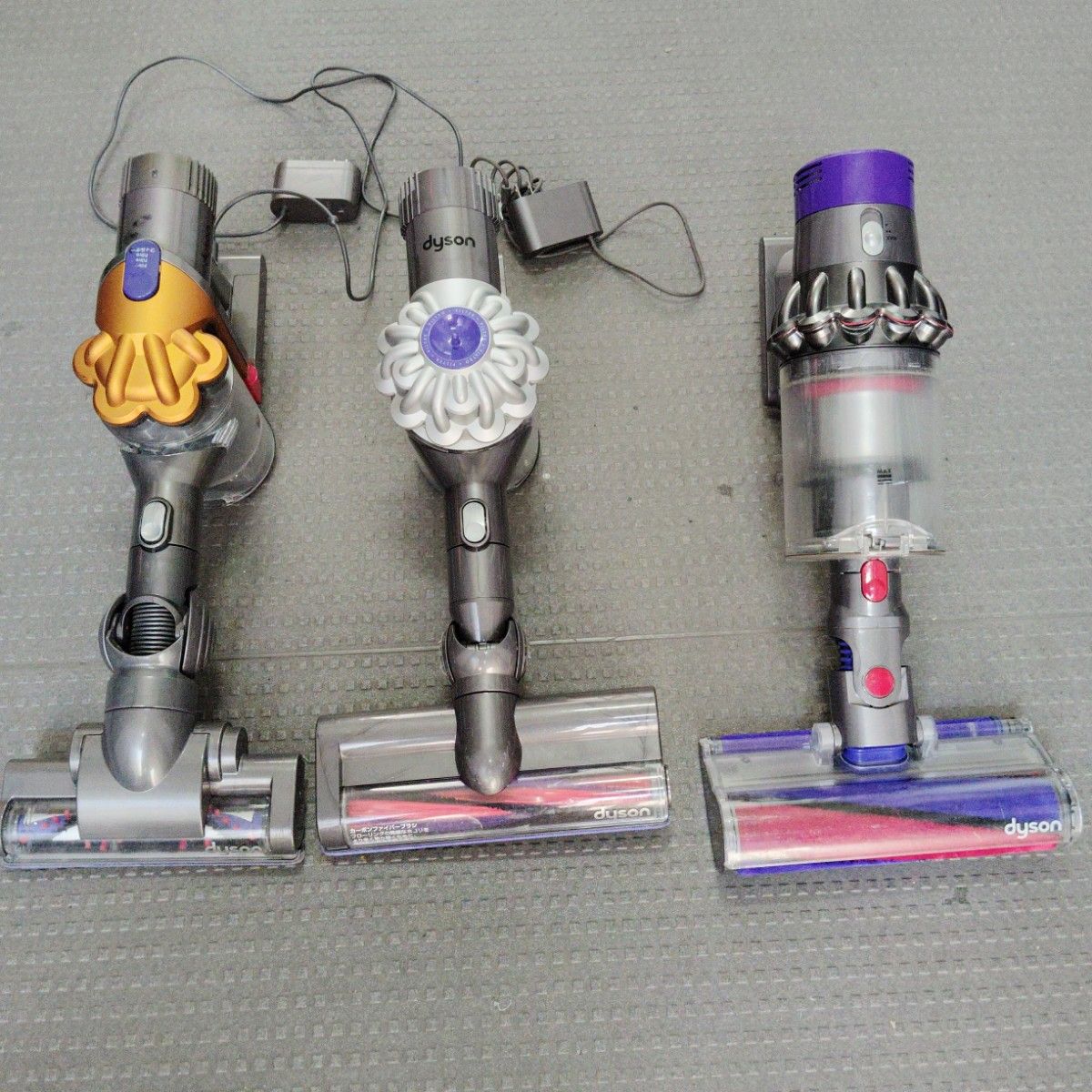 値下げ ダイソン掃除機3台 まとめ売り|Yahoo!フリマ(旧PayPay 値下げ ダイソン掃除機3台 まとめ売り|Yahoo!フリマ(旧PayPay