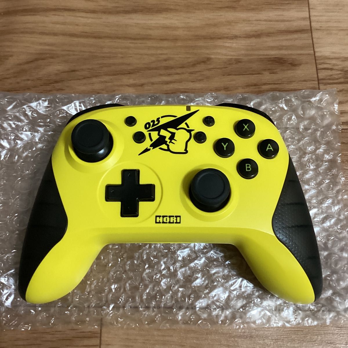 Nintendo Switch ワイヤレスホリパッド NSW-259 ピカチュウCOOL Nintendo Switch ワイヤレスホリパッド NSW-259 ピカチュウCOOL