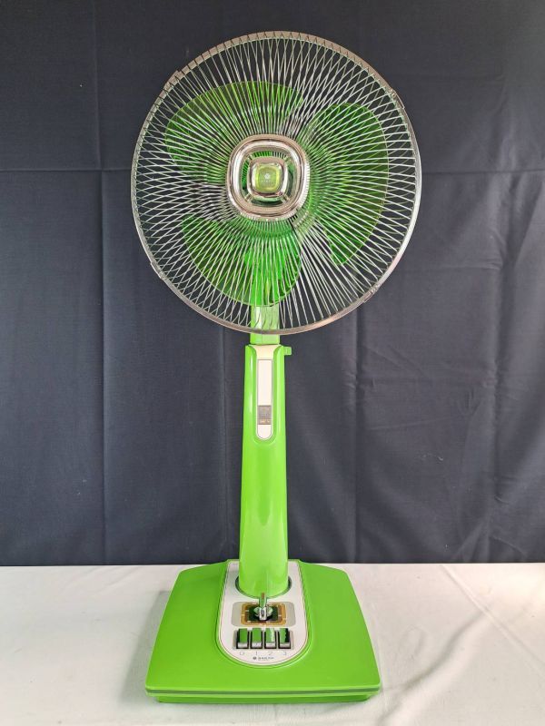 Yahoo!オークション - 昭和レトロ サンヨー 扇風機 お座敷扇 EF Yahoo!オークション - 昭和レトロ サンヨー 扇風機 お座敷扇 EF