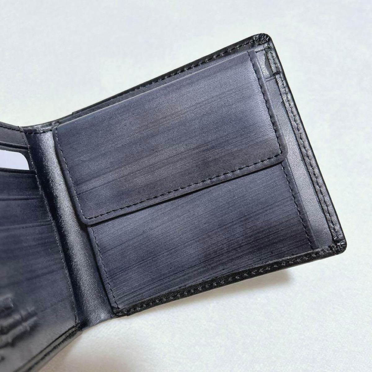 レザー 財布 二つ折り ブラック 二つ折り財布 札入れ 本革 黒 レザー 財布 二つ折り ブラック 二つ折り財布 札入れ 本革 黒