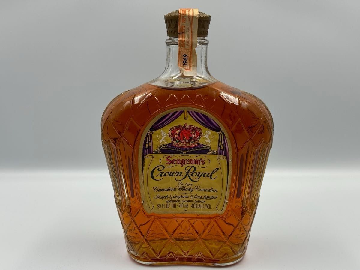 古酒:未開封 クラウンロイヤル ウイスキー750ml やすけれ 古酒:未開封 クラウンロイヤル ウイスキー750ml やすけれ