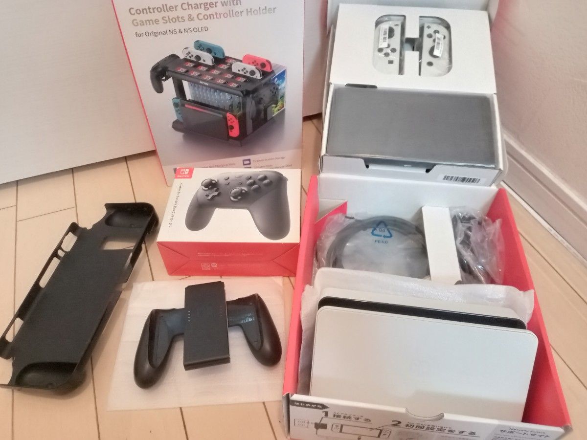 Switch本体有機EL JCホワイト 付属品完備 + PROコン 収納 Switch本体有機EL JCホワイト 付属品完備 + PROコン 収納