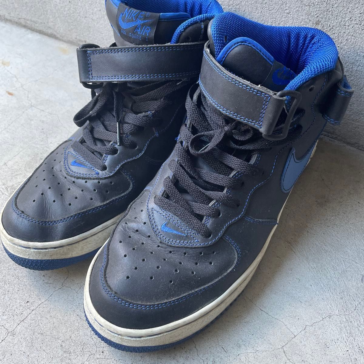 本日限定価格 NIKE AIR FORCE 1 MID ナイキ エア フォース 1 黒 本日限定価格 NIKE AIR FORCE 1 MID ナイキ エア フォース 1 黒