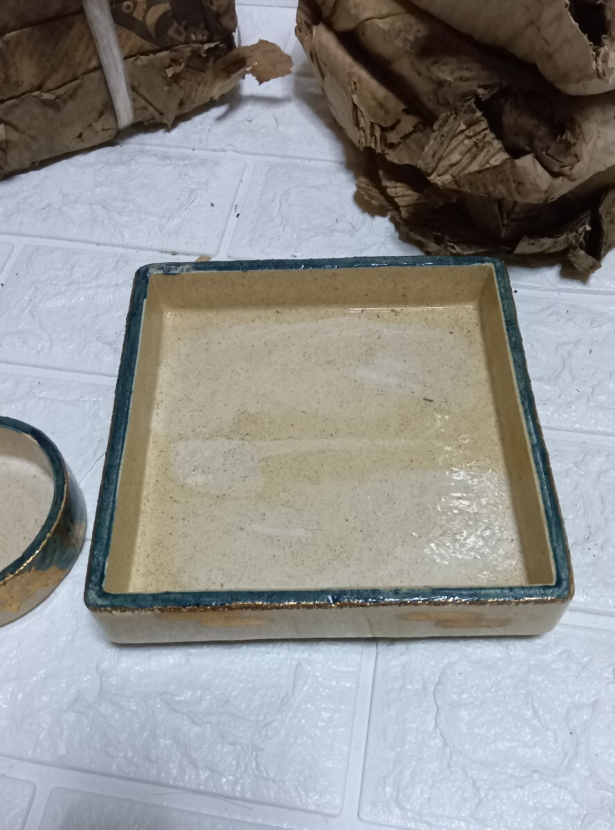 角皿 骨董 陶器 皿 古陶磁 伝統工芸品 飾物 置物 中国美術 16枚 角皿 骨董 陶器 皿 古陶磁 伝統工芸品 飾物 置物 中国美術 16枚