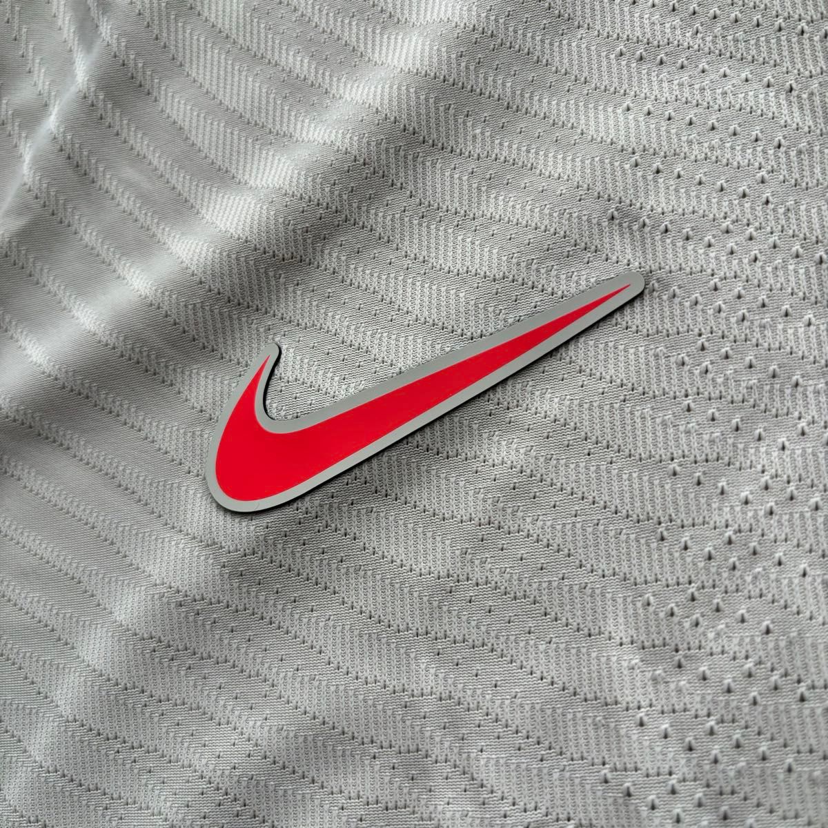美品】NIKE ナイキ 21/22 リバプール アウェイ オーセンティック 美品】NIKE ナイキ 21/22 リバプール アウェイ オーセンティック