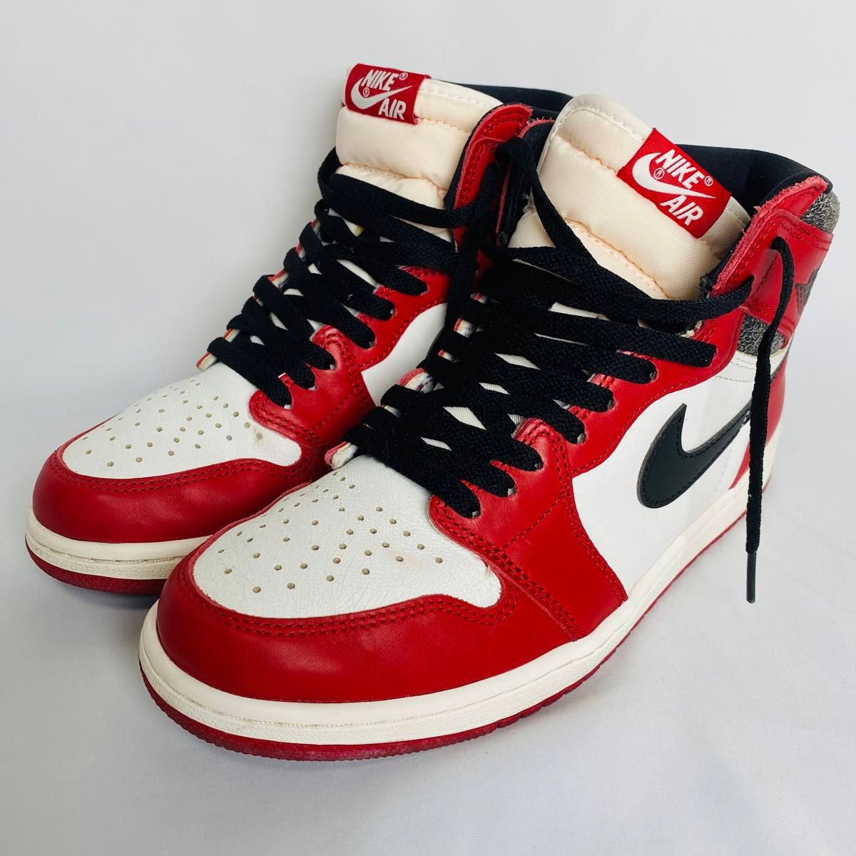ナイキ エアジョーダン1 シカゴ RETRO HIGH OG ハイカット ナイキ エアジョーダン1 シカゴ RETRO HIGH OG ハイカット