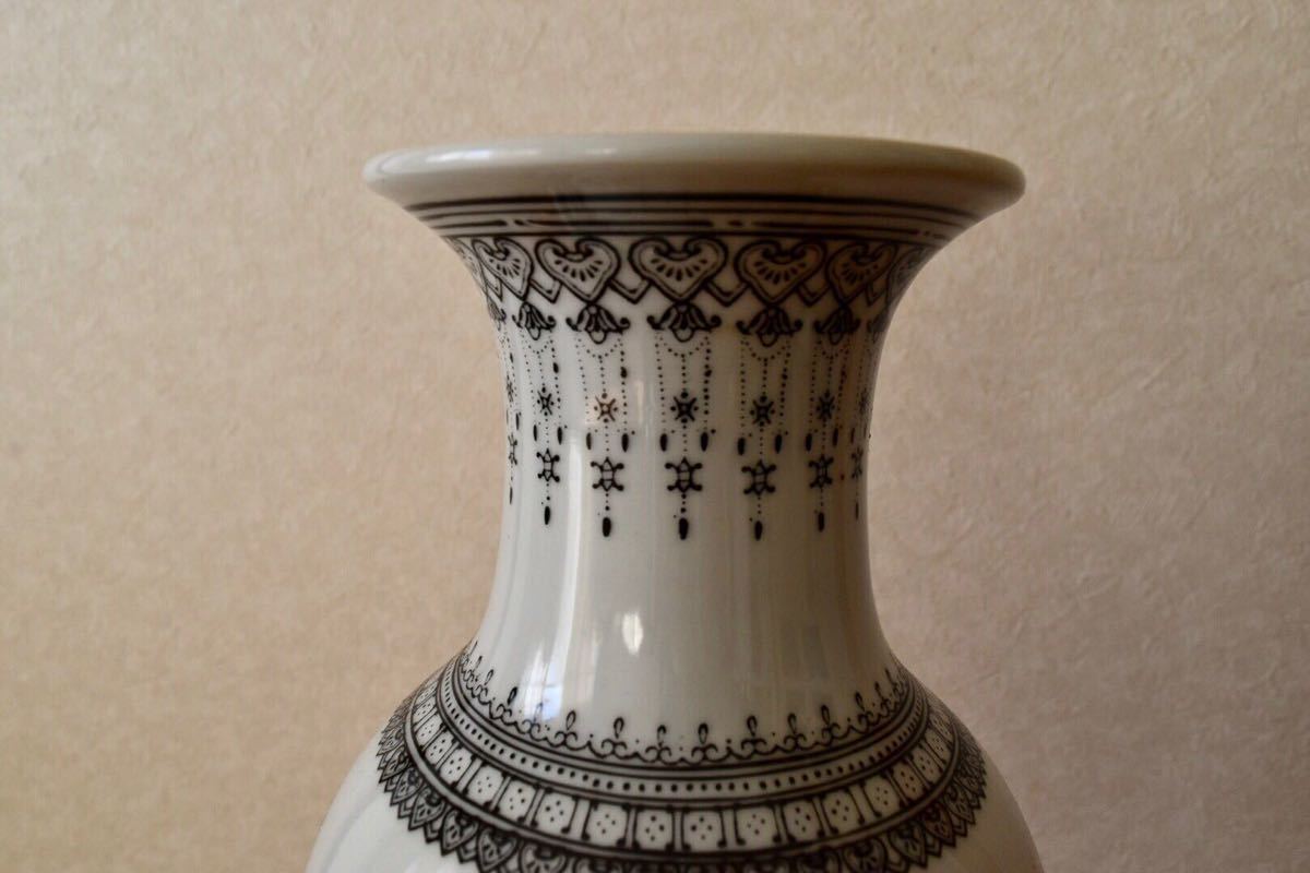 中国古玩 粉彩 桃漢詩文 景徳鎮製 花瓶 高約28.5cm f031107+