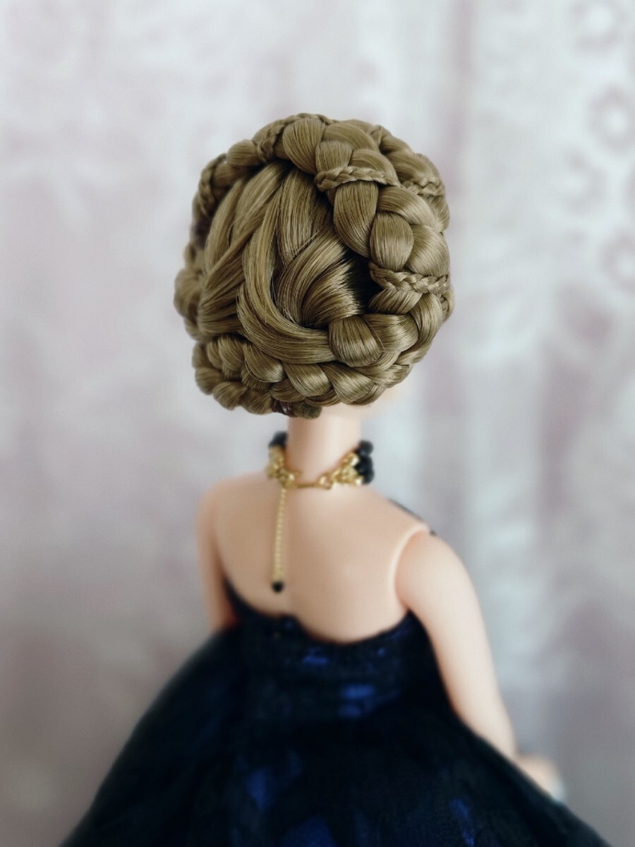 Bibian 比比昂 - No.56 マリーン 人形 本体 ヘアアレンジ Bibian 比比昂 - No.56 マリーン 人形 本体 ヘアアレンジ