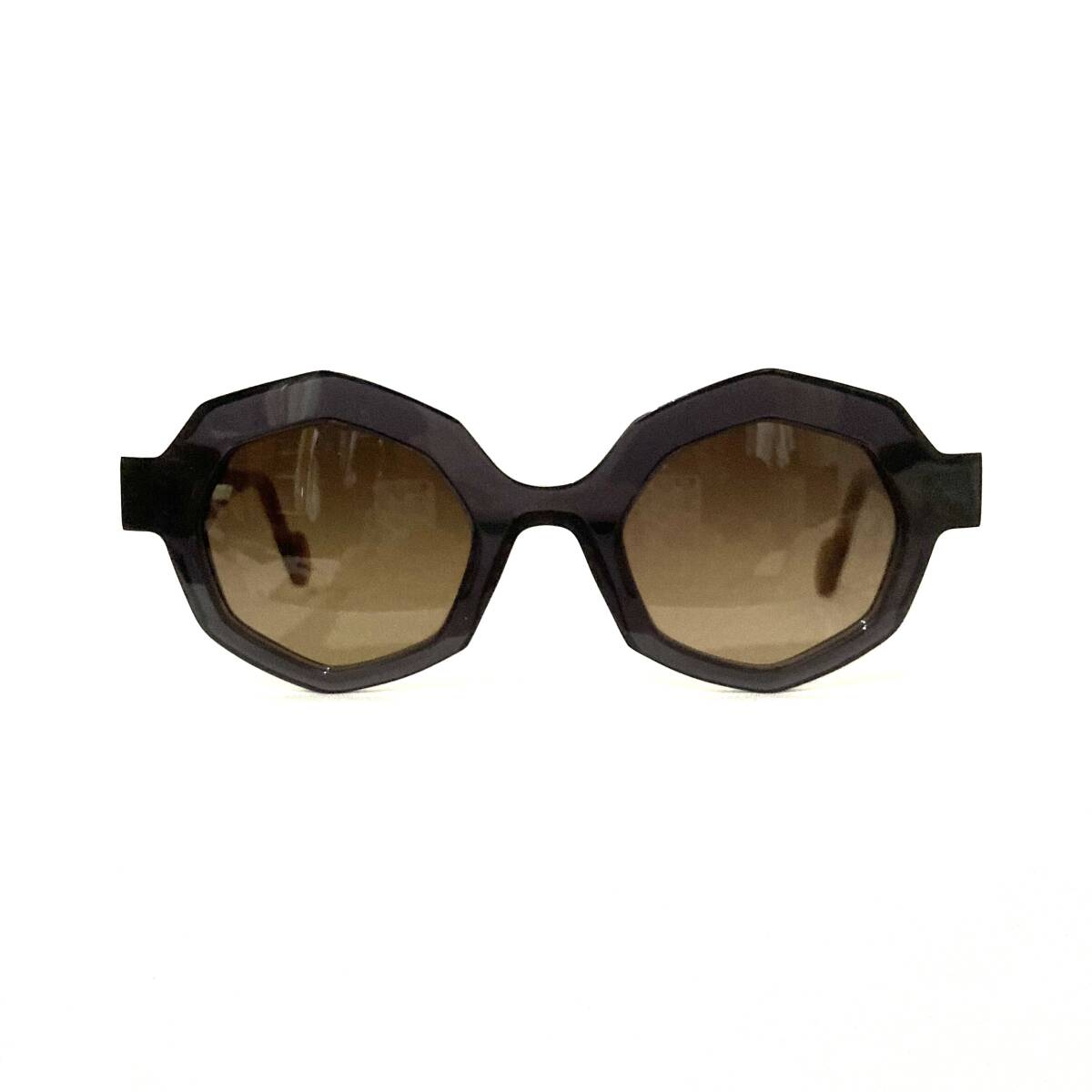 美品 Anne Et Valentin アン・バレンタイン サングラス Swinton 美品 Anne Et Valentin アン・バレンタイン サングラス Swinton