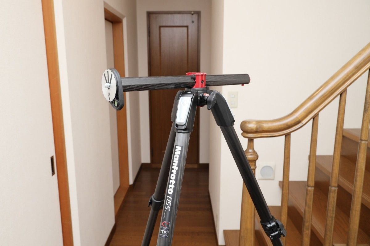 Manfrotto マンフロット 055プロカーボンファイバー三脚4段 Manfrotto マンフロット 055プロカーボンファイバー三脚4段