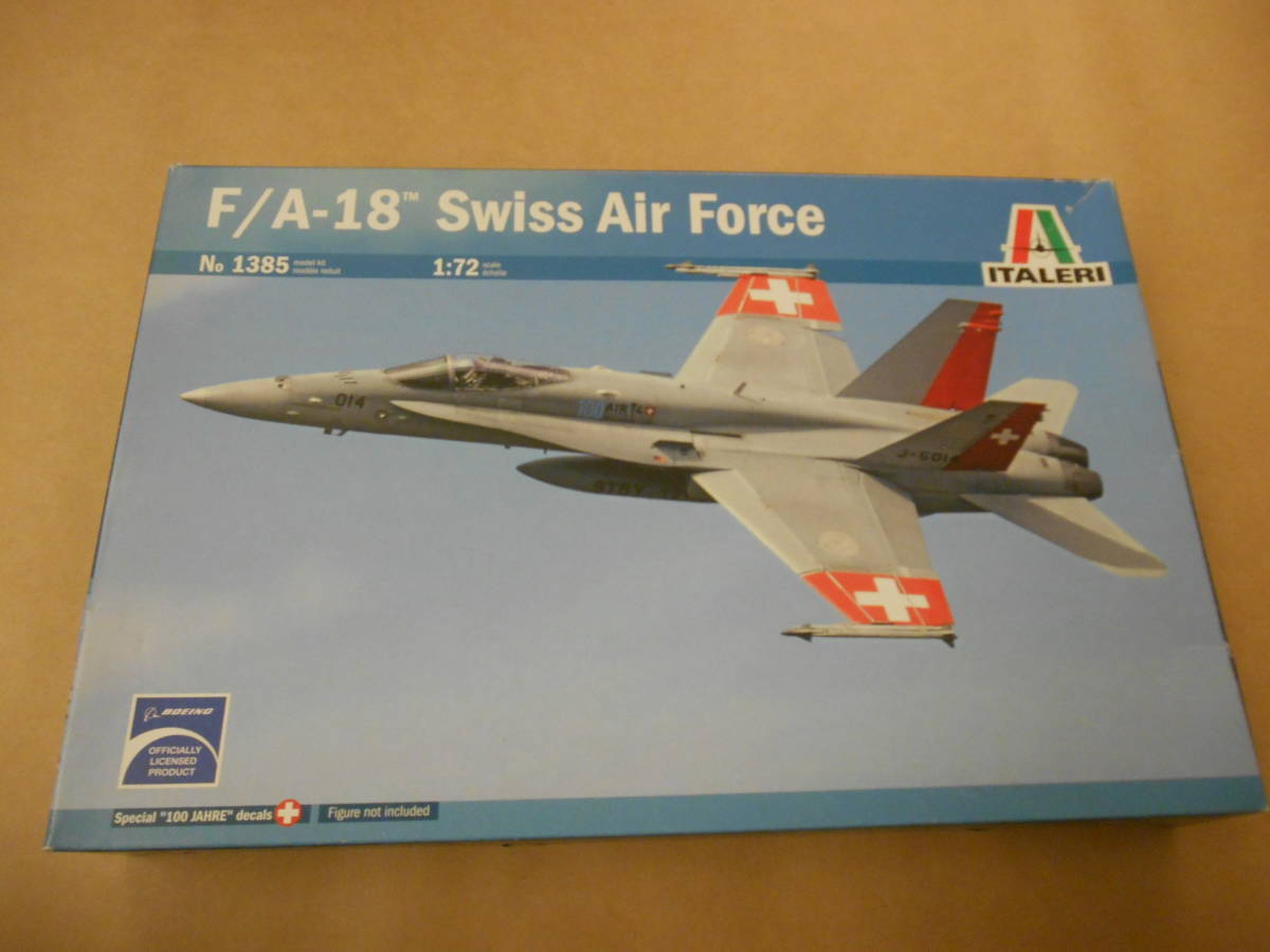 〔全国一律送料340円込〕1/72 イタレリ スイス FA-18 ホーネット_画像1