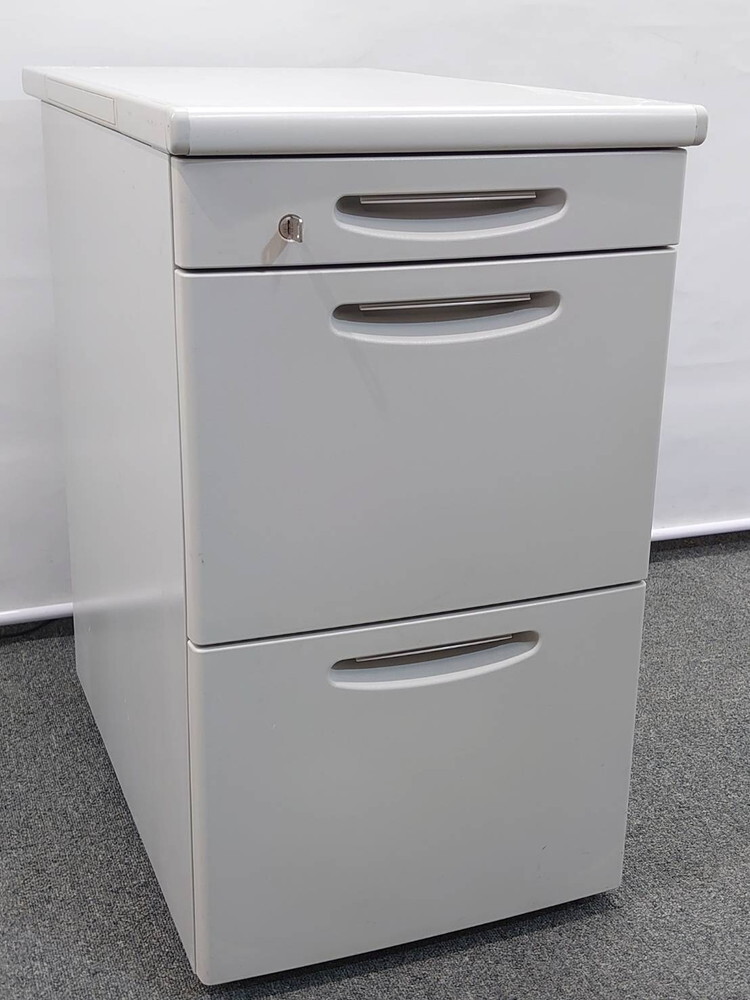 軽中量ラック 耐荷重150kgタイプ 連結 間口900×奥行300×高さ 軽中量ラック 耐荷重150kgタイプ 連結 間口900×奥行300×高さ