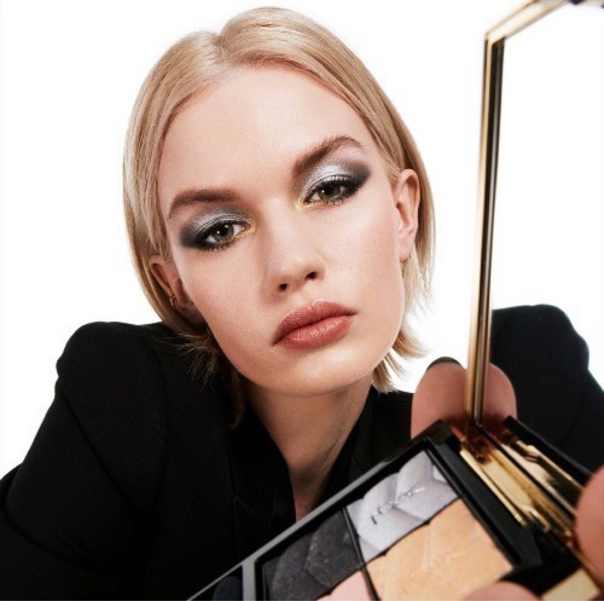 YSL アイシャドウ クチュール ミニクラッチ コレクター 910 YSL アイシャドウ クチュール ミニクラッチ コレクター 910