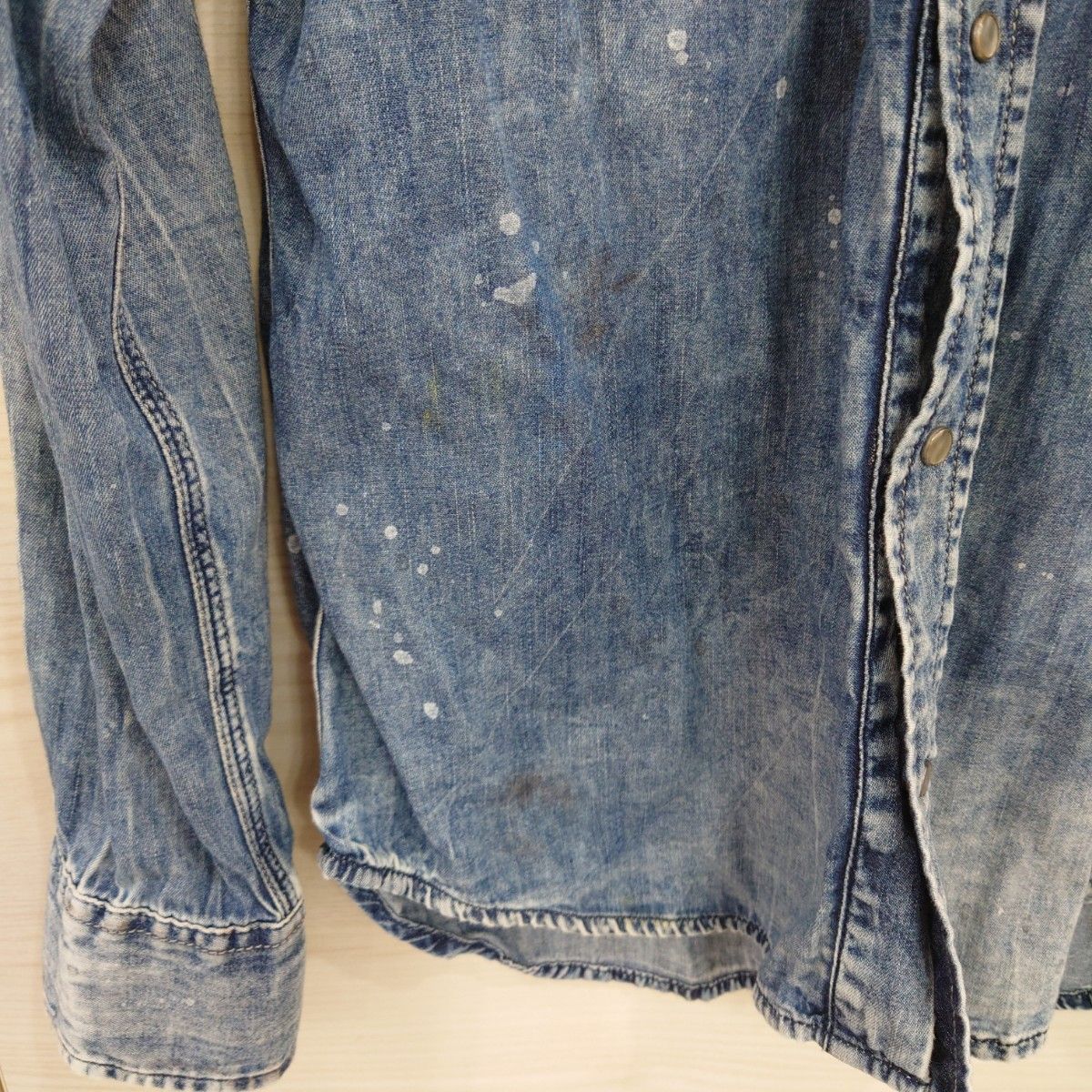 ディーゼル ペイント付デニムシャツ RN93243 CA25594 DIESEL ディーゼル ペイント付デニムシャツ RN93243 CA25594 DIESEL