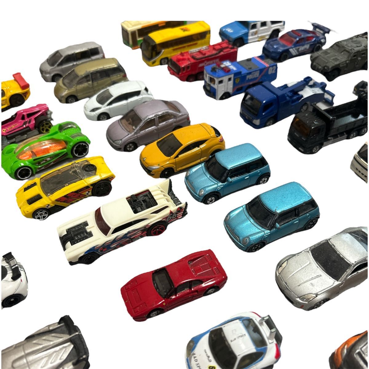 トミカ ホットウィール ミニカー 乗り物 おもちゃ まとめ売り 即 トミカ ホットウィール ミニカー 乗り物 おもちゃ まとめ売り 即