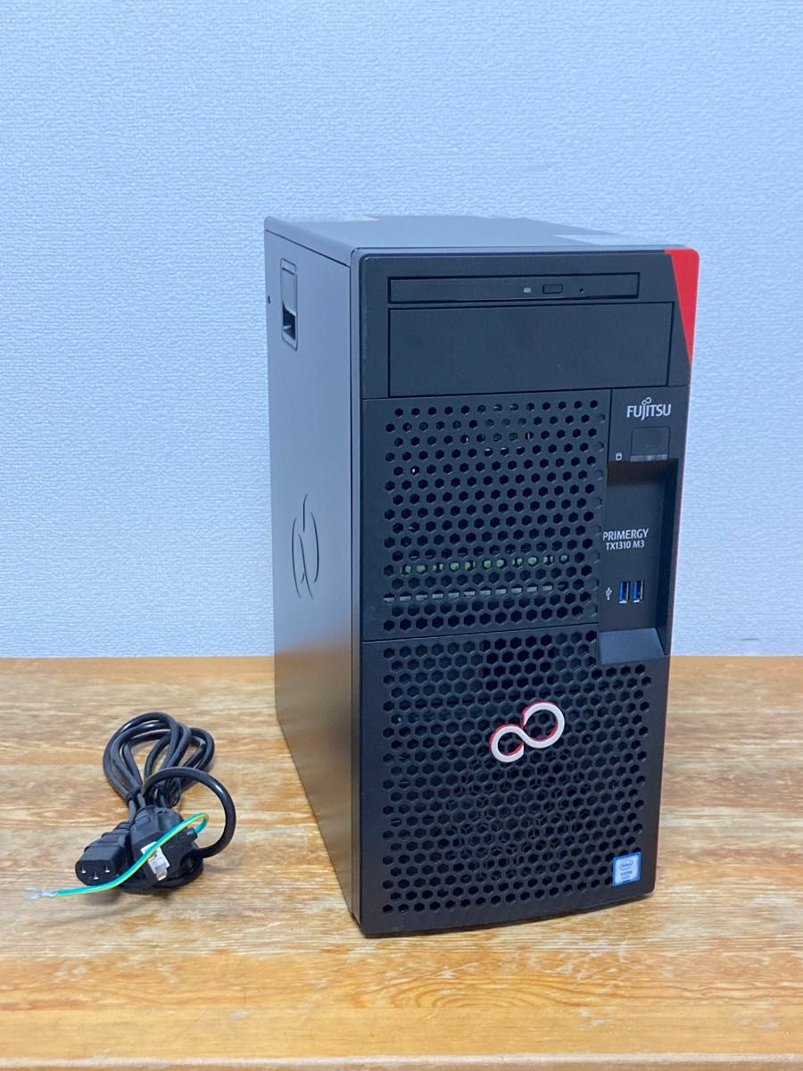 富士通PRIMERGY TX1310 M3/Xeon E3-1205V6/ECC 16GB/Windows 富士通PRIMERGY TX1310 M3/Xeon E3-1205V6/ECC 16GB/Windows