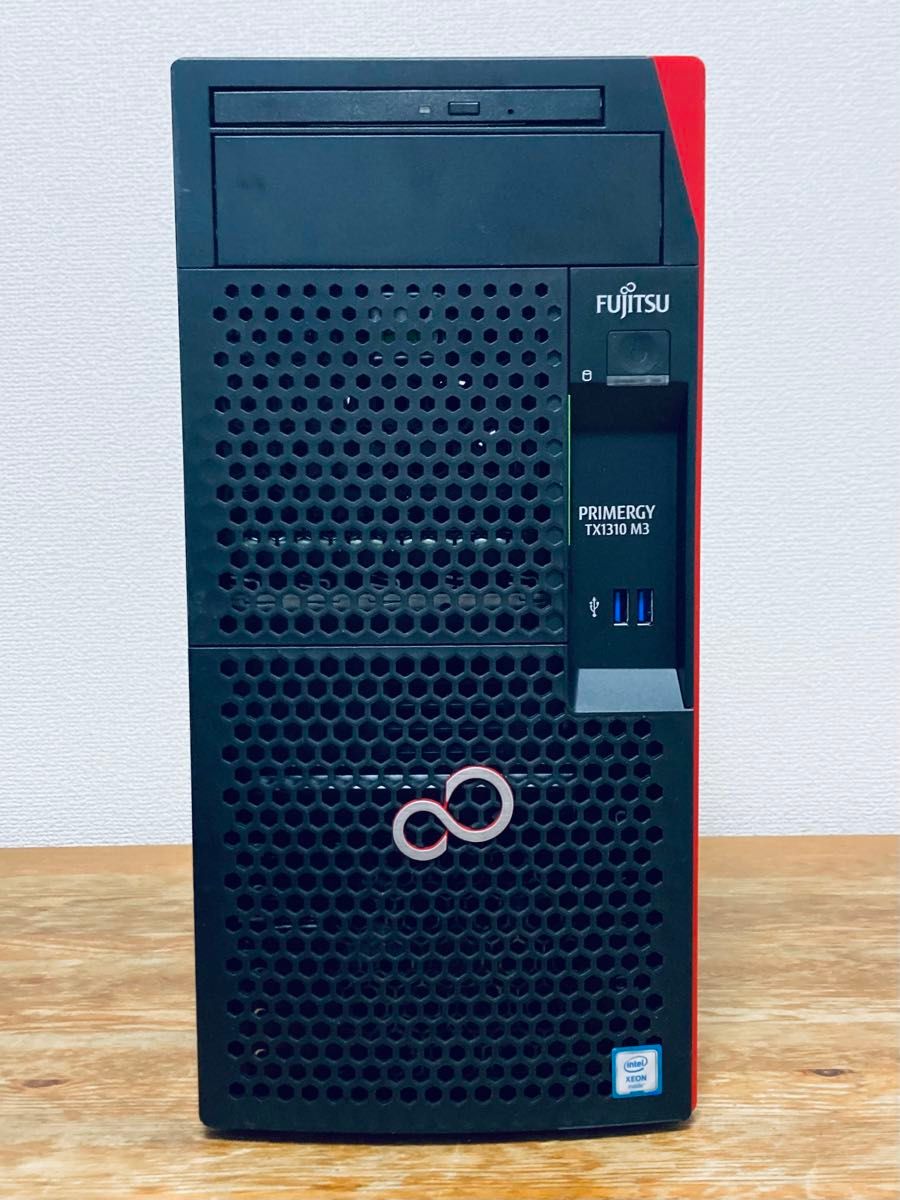 富士通PRIMERGY TX1310 M3/Xeon E3-1205V6/ECC 16GB/Windows 富士通PRIMERGY TX1310 M3/Xeon E3-1205V6/ECC 16GB/Windows