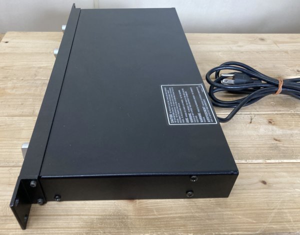 CROWN D45 メインアンプ スタジオモニター定番!! CROWN D45 メインアンプ スタジオモニター定番!!