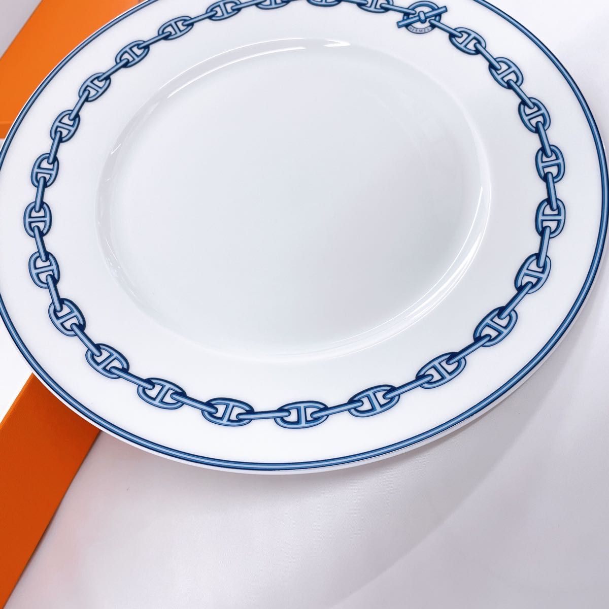 HERMES エルメス プレート 大皿 シェーヌダンクル ペア 27cm 箱 HERMES エルメス プレート 大皿 シェーヌダンクル ペア 27cm 箱