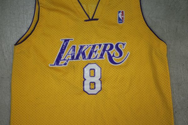 【古着GAME TOPS NBA LAKERS タンクトップ黄色L】コービーブライアント追悼ロサンゼルスレイカーズ背番号8KOBEBRYANT_画像3