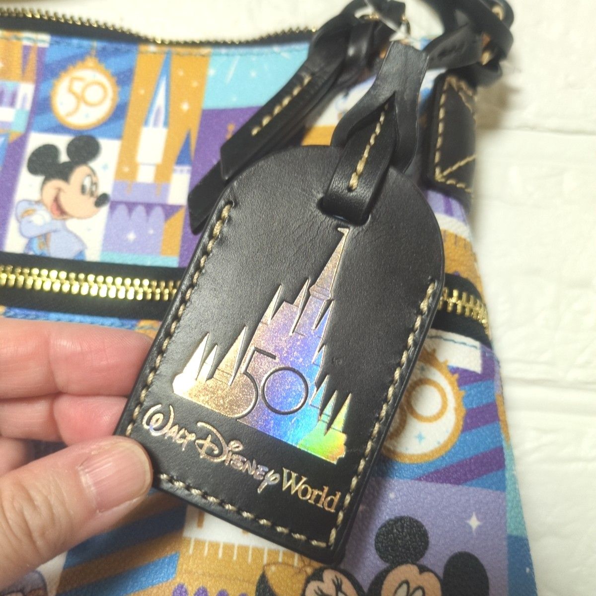 ディズニー WDW 50周年 ドゥーニーアンドバークショルダーバッグ ディズニー WDW 50周年 ドゥーニーアンドバークショルダーバッグ
