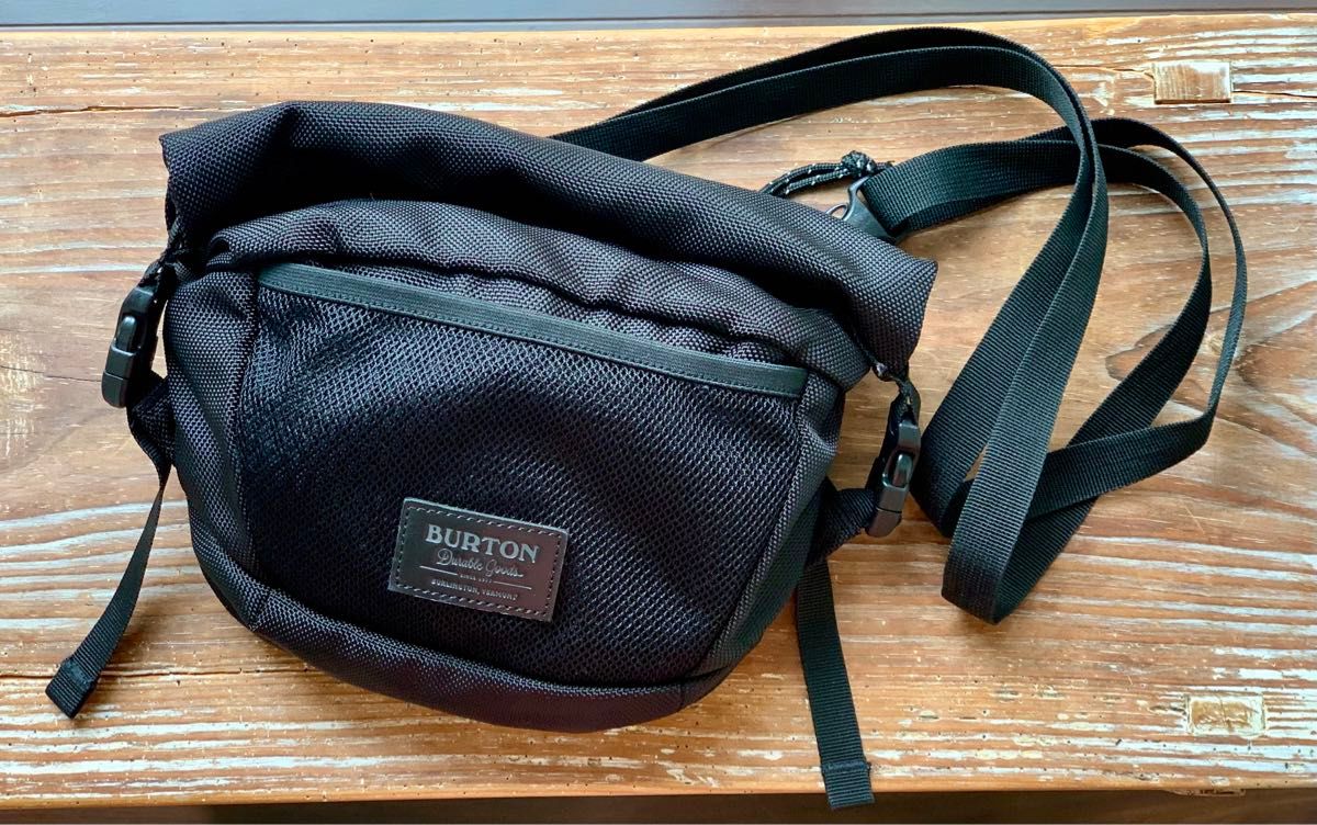 burton バートン ショルダーバッグ ロールトップ ブラック burton バートン ショルダーバッグ ロールトップ ブラック