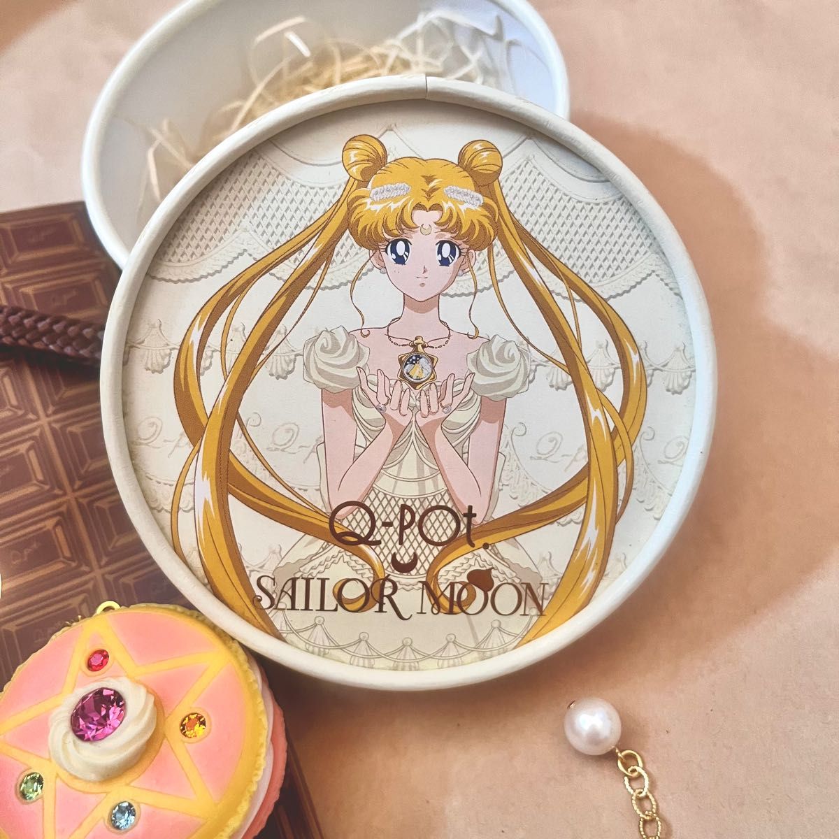 Q-pot × セーラームーン クリスタルスター マカロン ネックレス Q-pot × セーラームーン クリスタルスター マカロン ネックレス