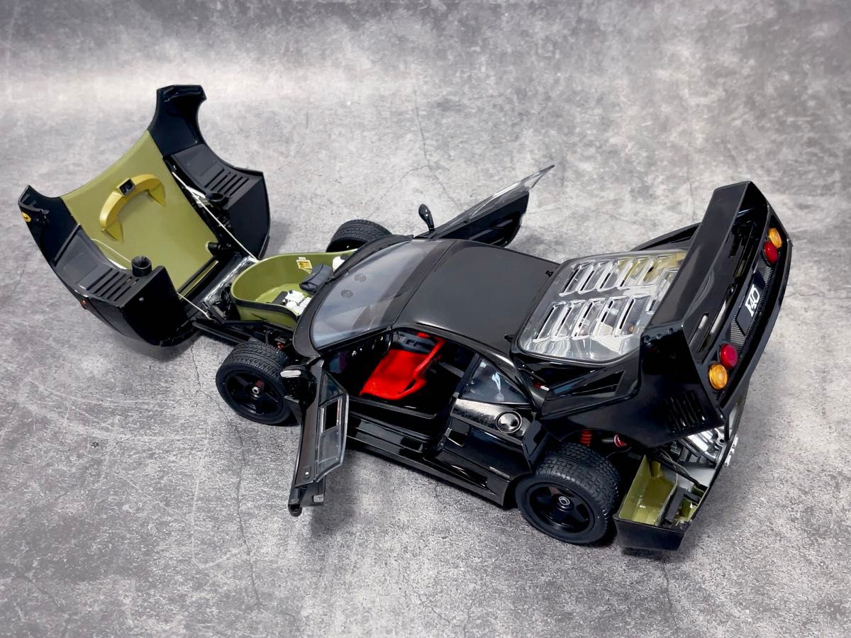 京商 1/18 Hi End model Ferrari F40 Light Weight Black 京商 1/18 Hi End model Ferrari F40 Light Weight Black